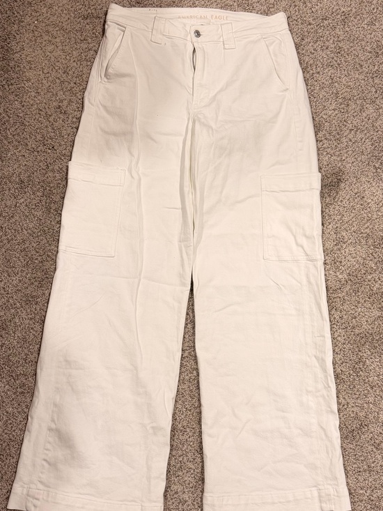 American Eagle Outfitters Denim - American Eagle Outfitters White Wide-Leg Cargo Jeans